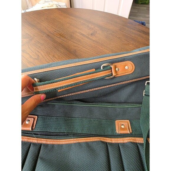 La Valege Garment Bag Luggage Leather Trimmed 22 x 22 Green - Picture 15 of 16
